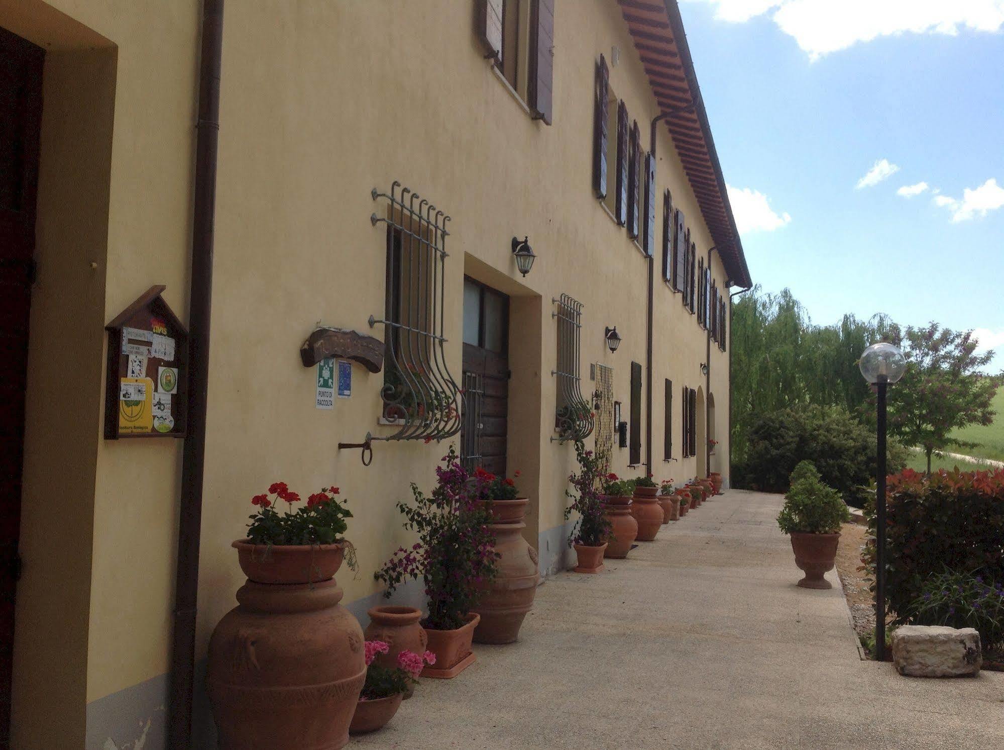 Valle Del Poggio Nocera Umbra Exteriör bild